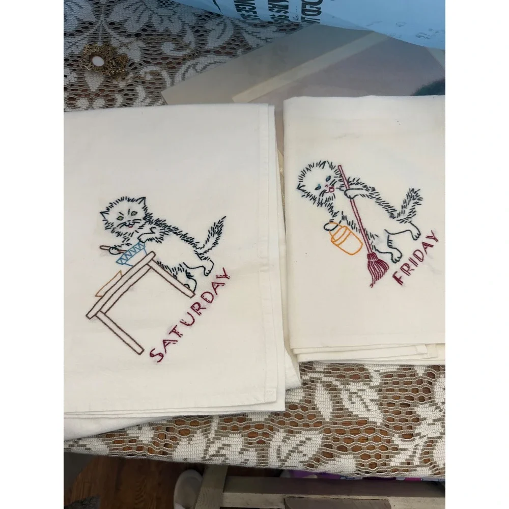Vintage Hand Embroidered Kitten Days of the Week Tea Towels Friday Saturday Set